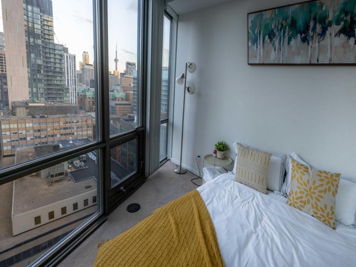 Lovely 1 Bed In Central 토론토 외부 사진